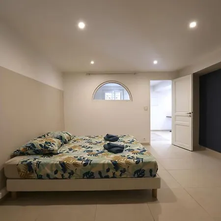 Villa Superbe Climatisee Dans Parc Prive, Piscine *