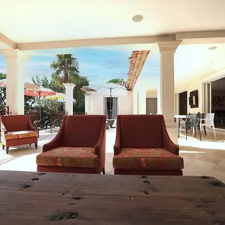 Villa Superbe Climatisee Dans Parc Prive, Piscine *