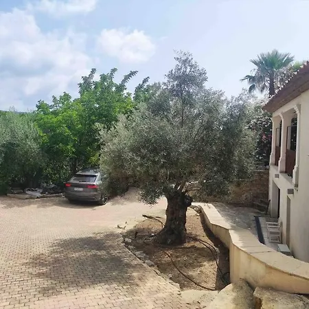 Villa Superbe Climatisee Dans Parc Prive, Piscine *