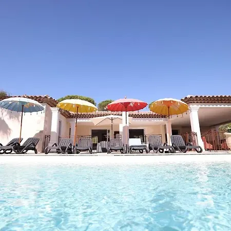 Superbe Climatisee Dans Parc Prive, Piscine Villa *
