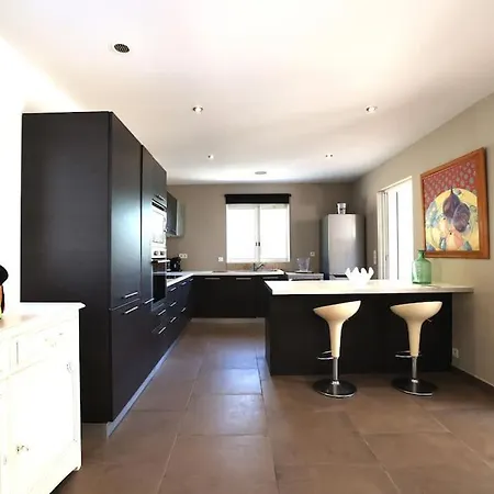 Villa Superbe Climatisee Dans Parc Prive, Piscine *