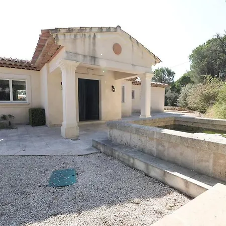 Villa Superbe Climatisee Dans Parc Prive, Piscine